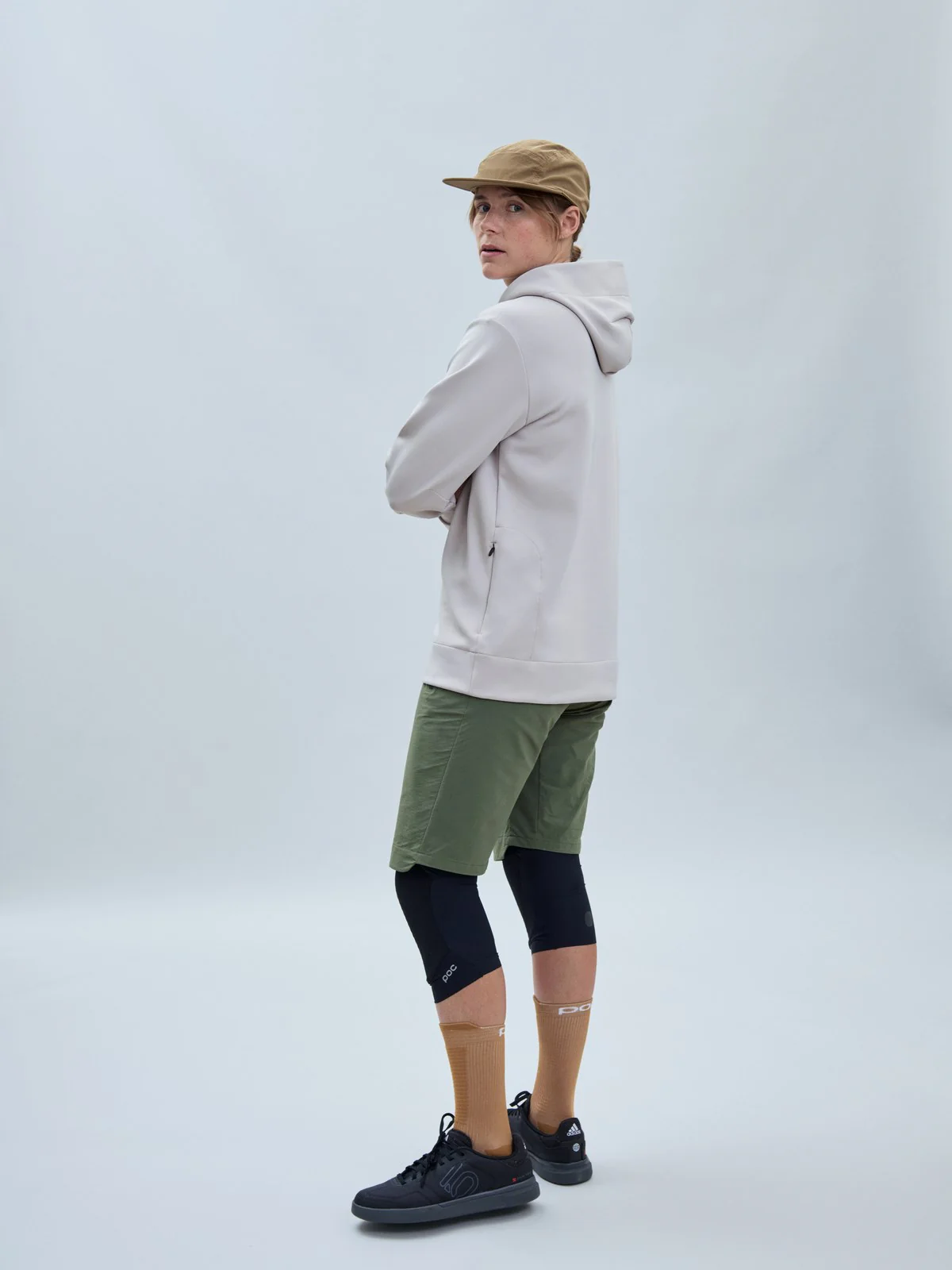 Bluza damska z kapturem POC W's Poise Hoodie - Light Sandstone Beige - Image 3