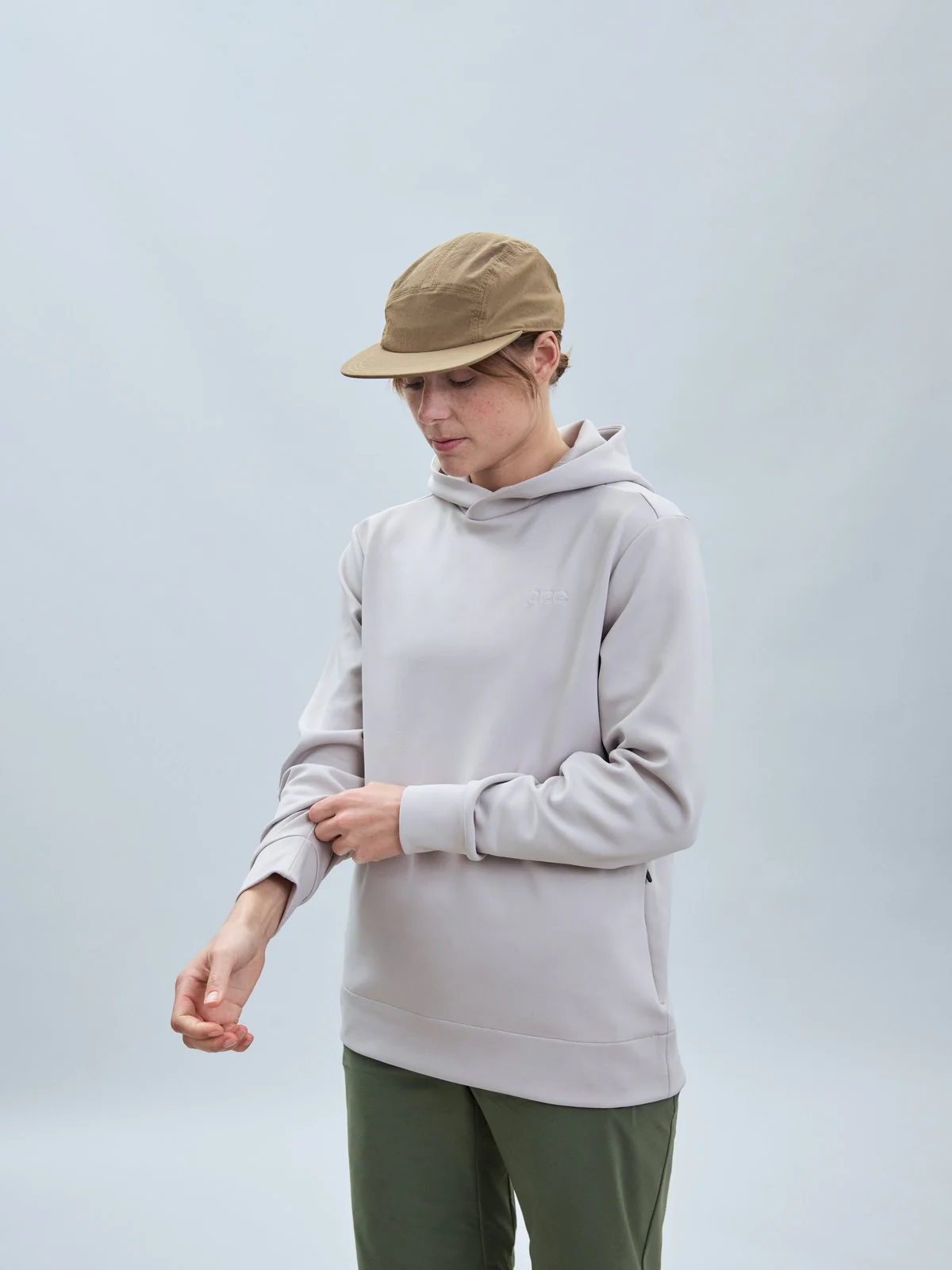 Bluza damska z kapturem POC W's Poise Hoodie - Light Sandstone Beige - Image 6