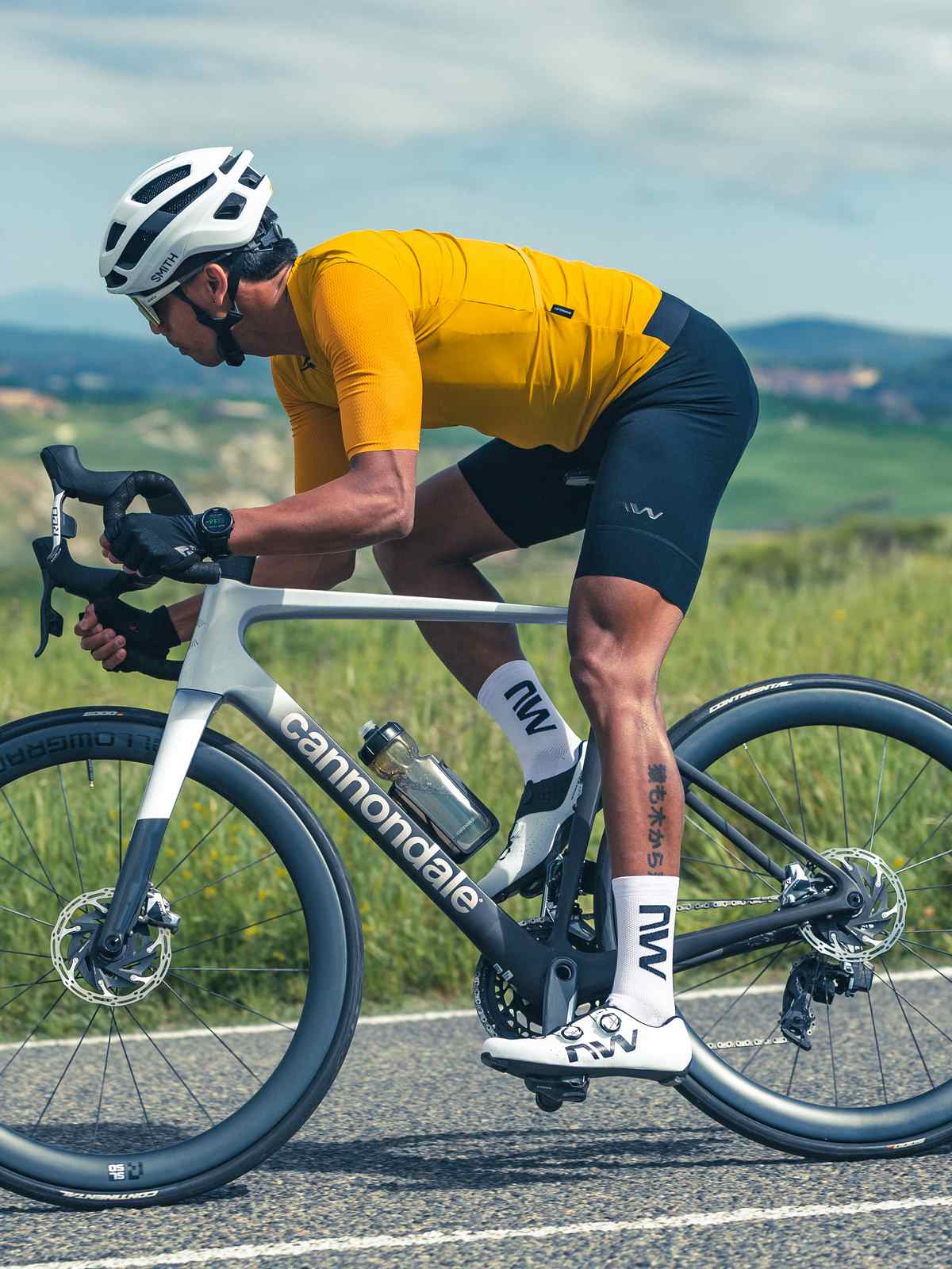Buty szosowe NORTHWAVE Veloce Extreme White/Black - Image 2