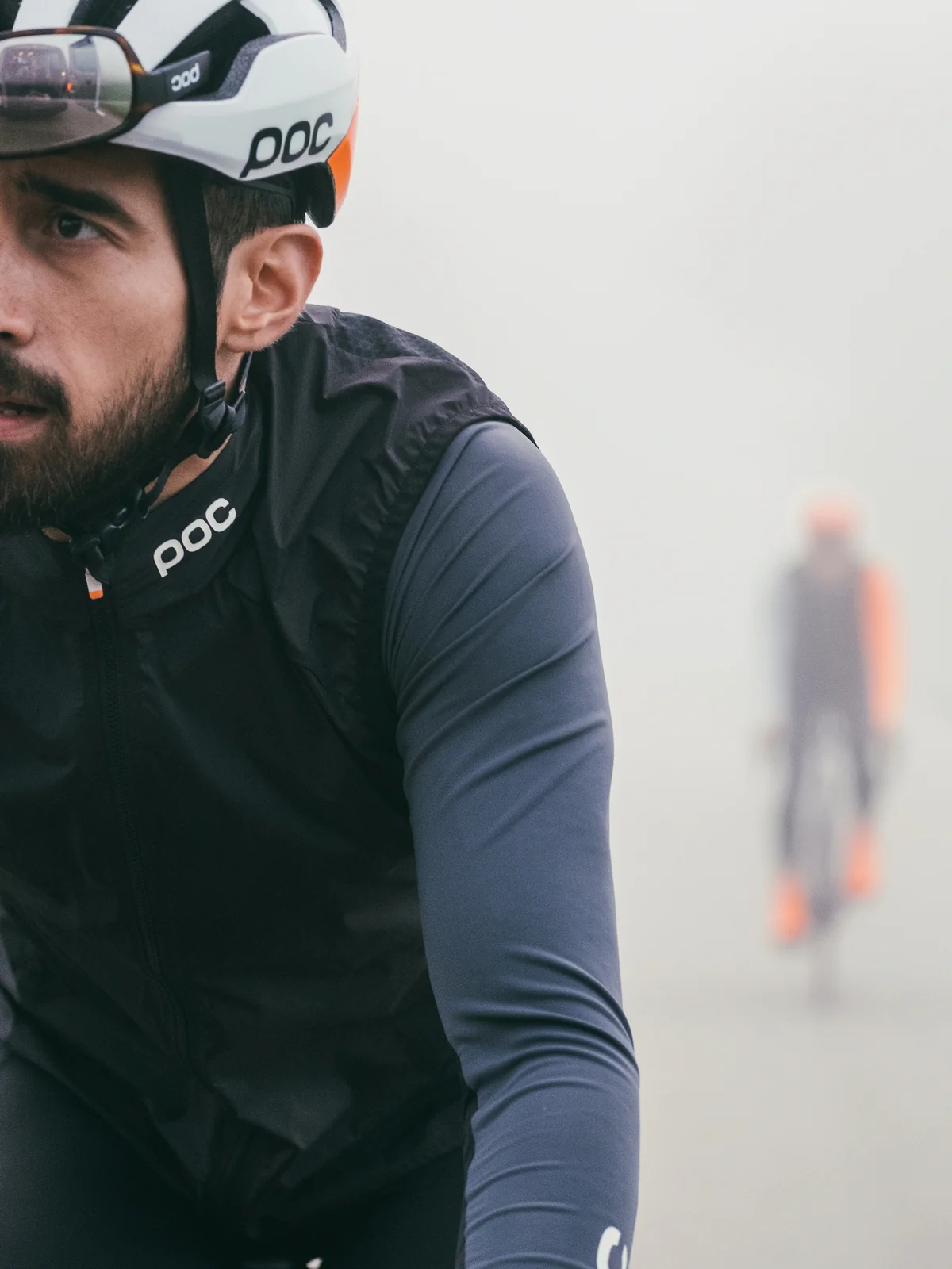 Kamizelka rowerowa POC ALL-WEATHER Vest - Ur. Black - Image 2