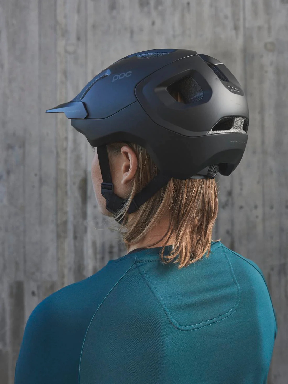 Kask rowerowy POC AXION - Ur. Black Matt - Image 3