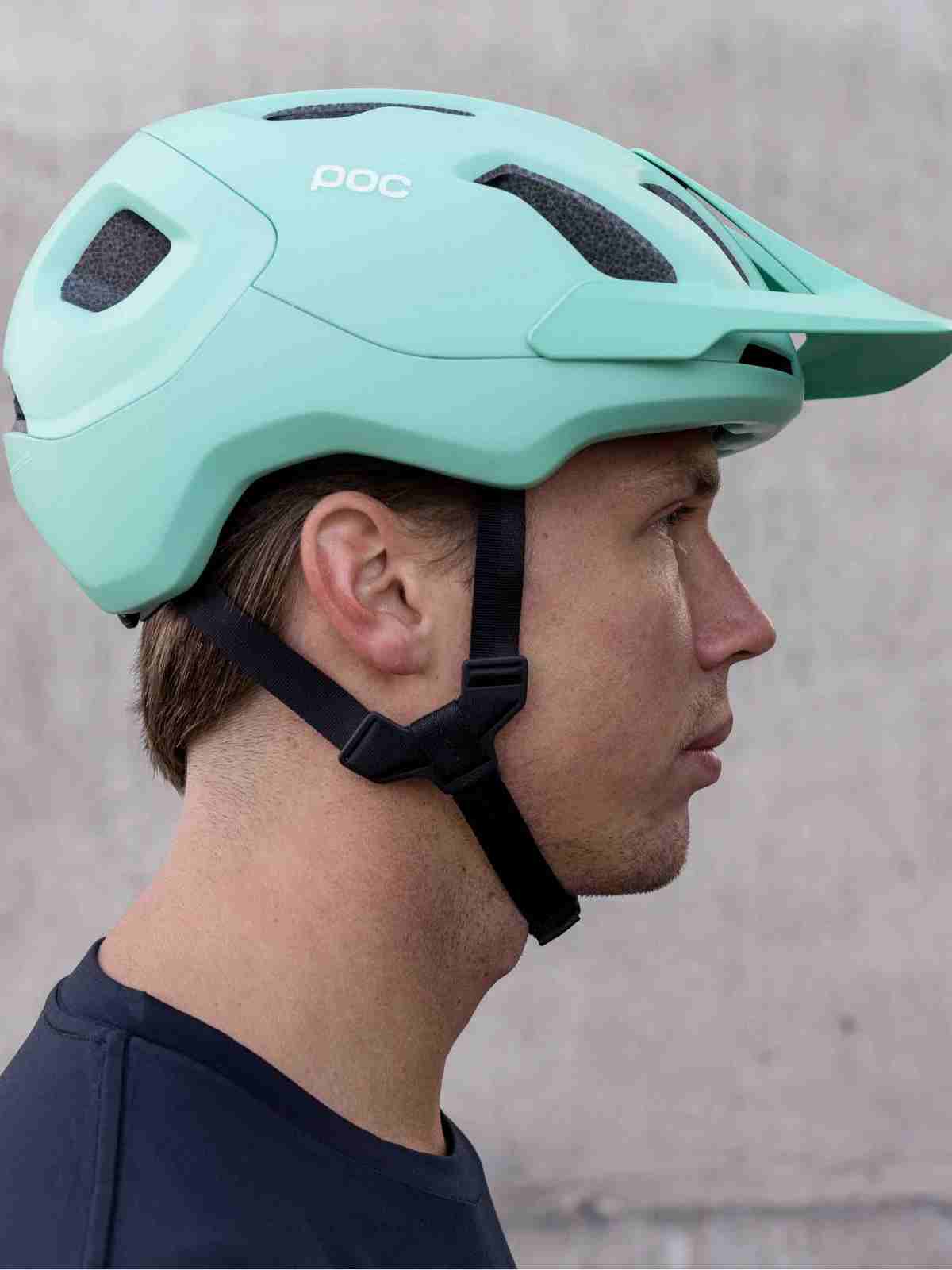 Kask Rowerowy POC AXION SPIN - Image 2