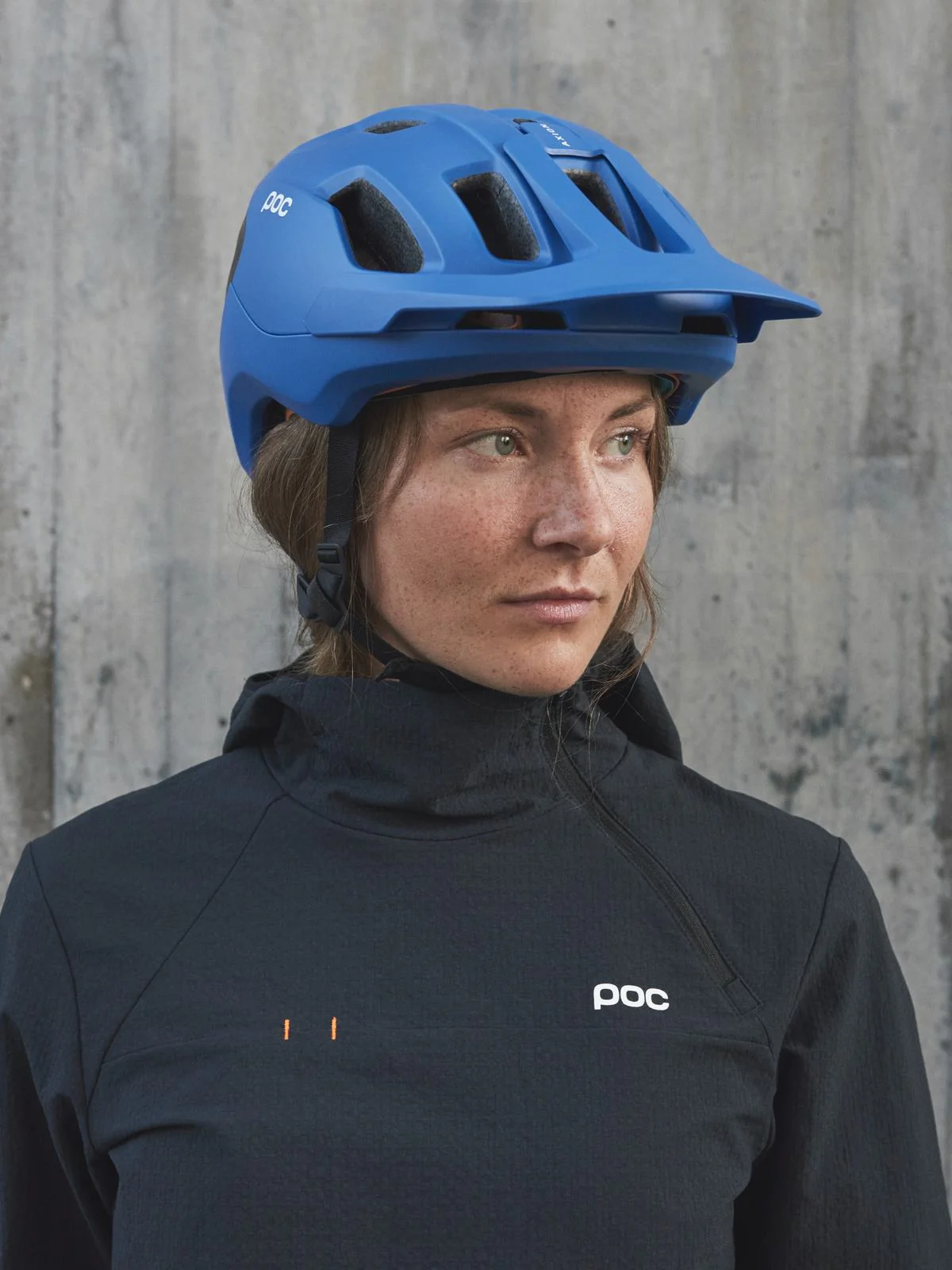 Kask Rowerowy POC AXION SPIN - Image 3