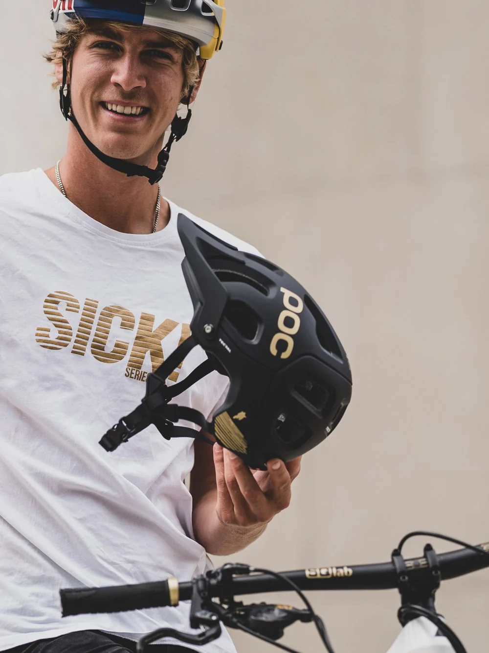 Kask rowerowy POC TECTAL FABIO ED. - Ur. Black Matt/Gold - Image 2