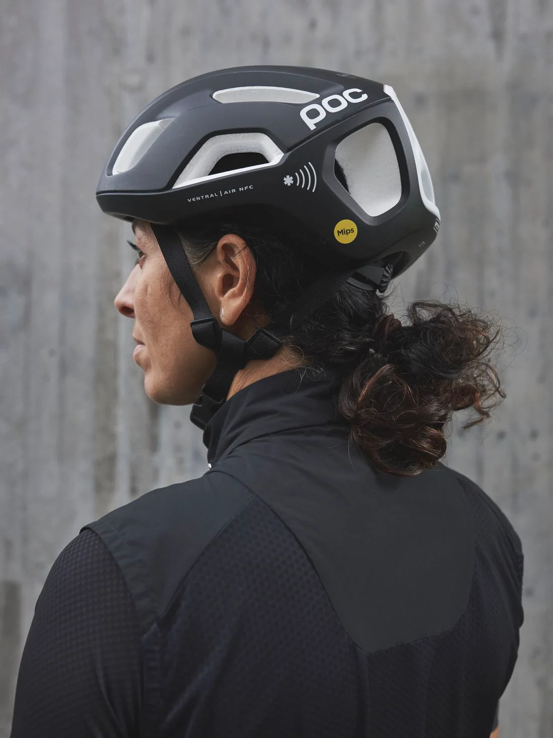 Kask rowerowy POC VENTRAL AIR MIPS NFC - Ur. Black/Hydr. White Matt - Image 2