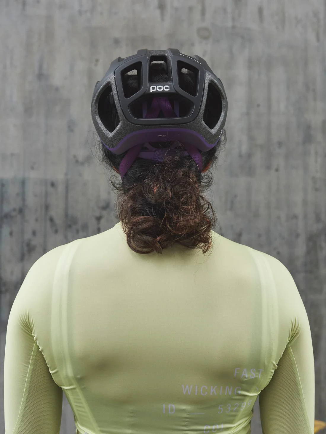 Kask rowerowy POC VENTRAL LITE - Ur. Black/Sap. Purple Matt - Image 3