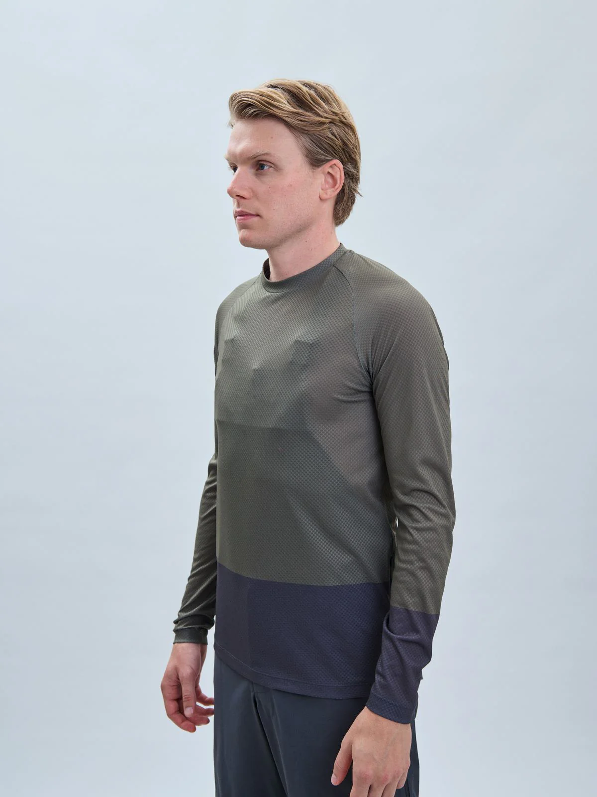 Koszulka rowerowa POC MTB Pure LS Jersey - Epid. Green/Sylvanite Grey - Image 2