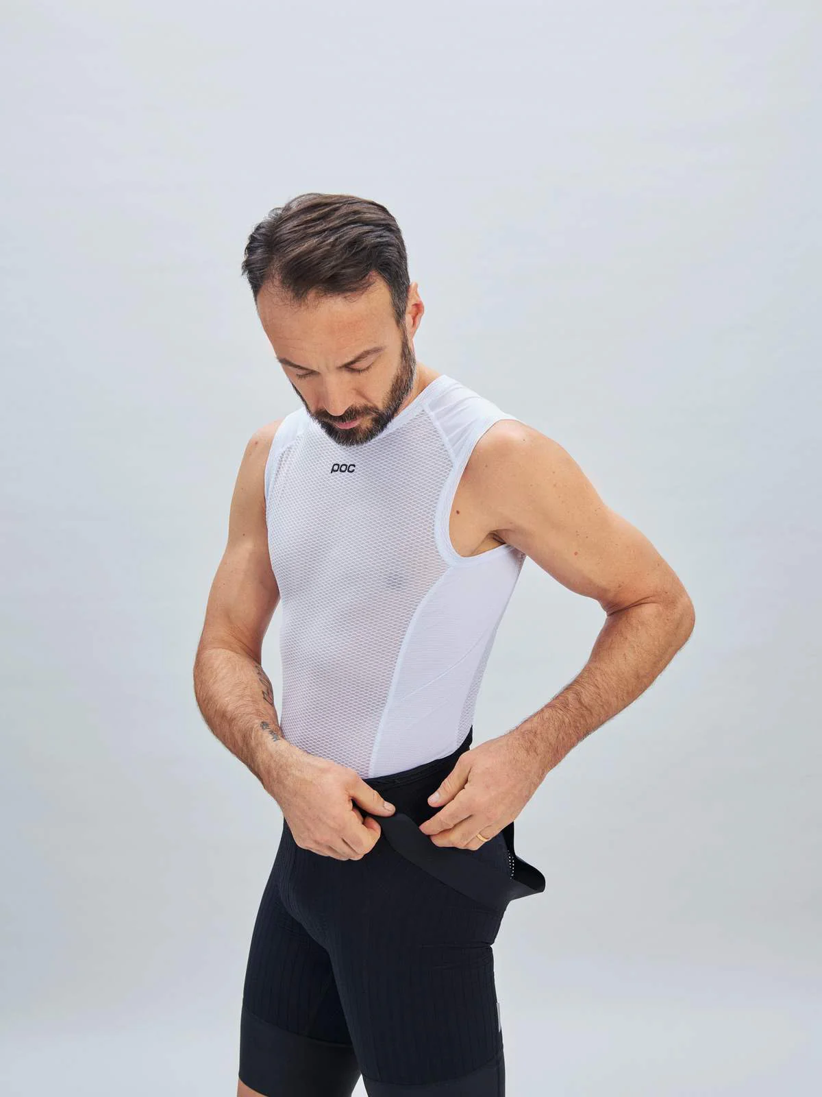 Koszulka rowerowa POC ESSENTIAL LAYER Vest - Hydr. White - Image 2