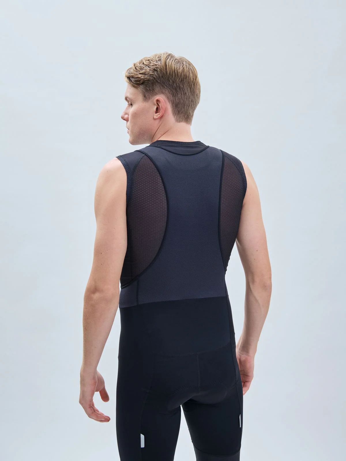 Koszulka rowerowa POC ESSENTIAL LAYER Vest - Ur. Black - Image 3