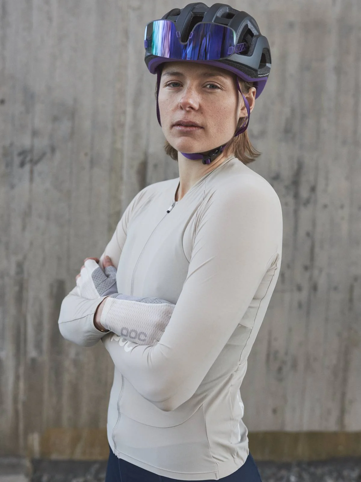 Koszulka rowerowa POC ESSENTIAL ROAD W'S LS - Light Sand. Beige - Image 3