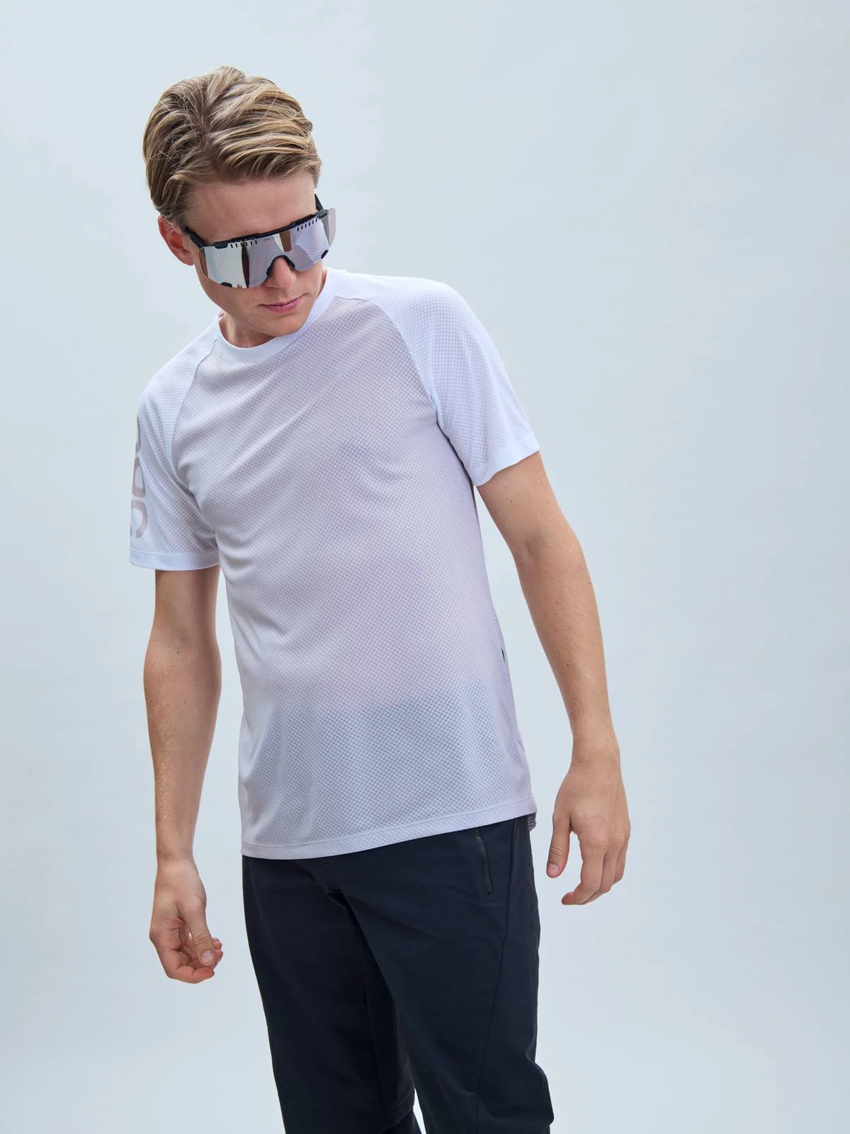 Koszulka rowerowa POC MTB Pure Tee - Granite Grey/Hydr. White - Image 2