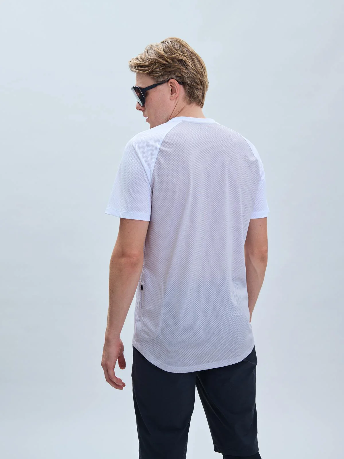 Koszulka rowerowa POC MTB Pure Tee - Granite Grey/Hydr. White - Image 3