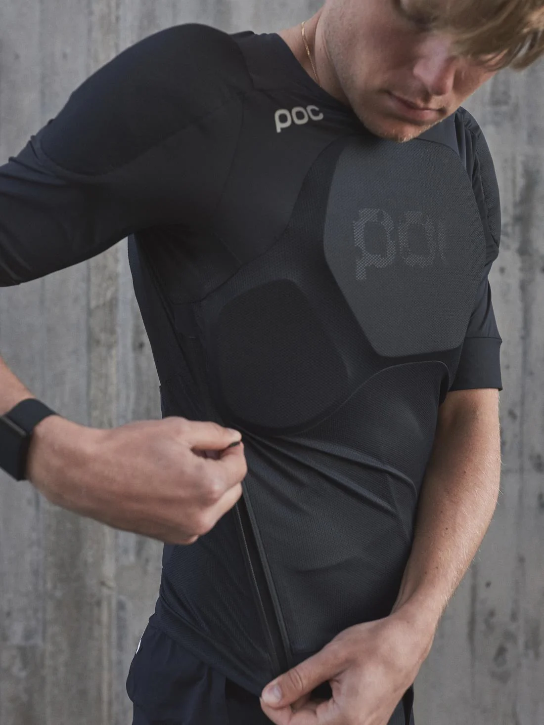 Ochraniacz rowerowy POC OSEUS VPD Tee - Ur. Black - Image 4