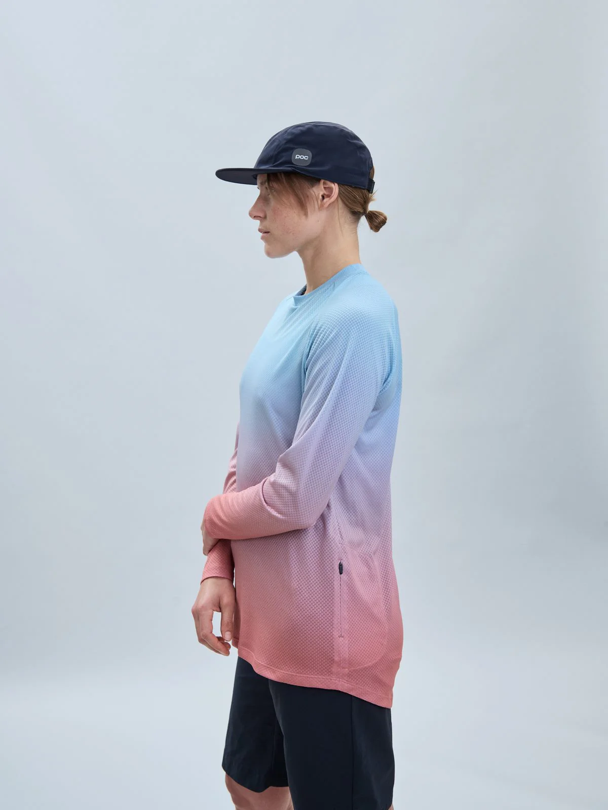 Koszulka rowerowa POC W's Essential MTB Lite LS Jersey - Gradient Rock Salt - Image 5