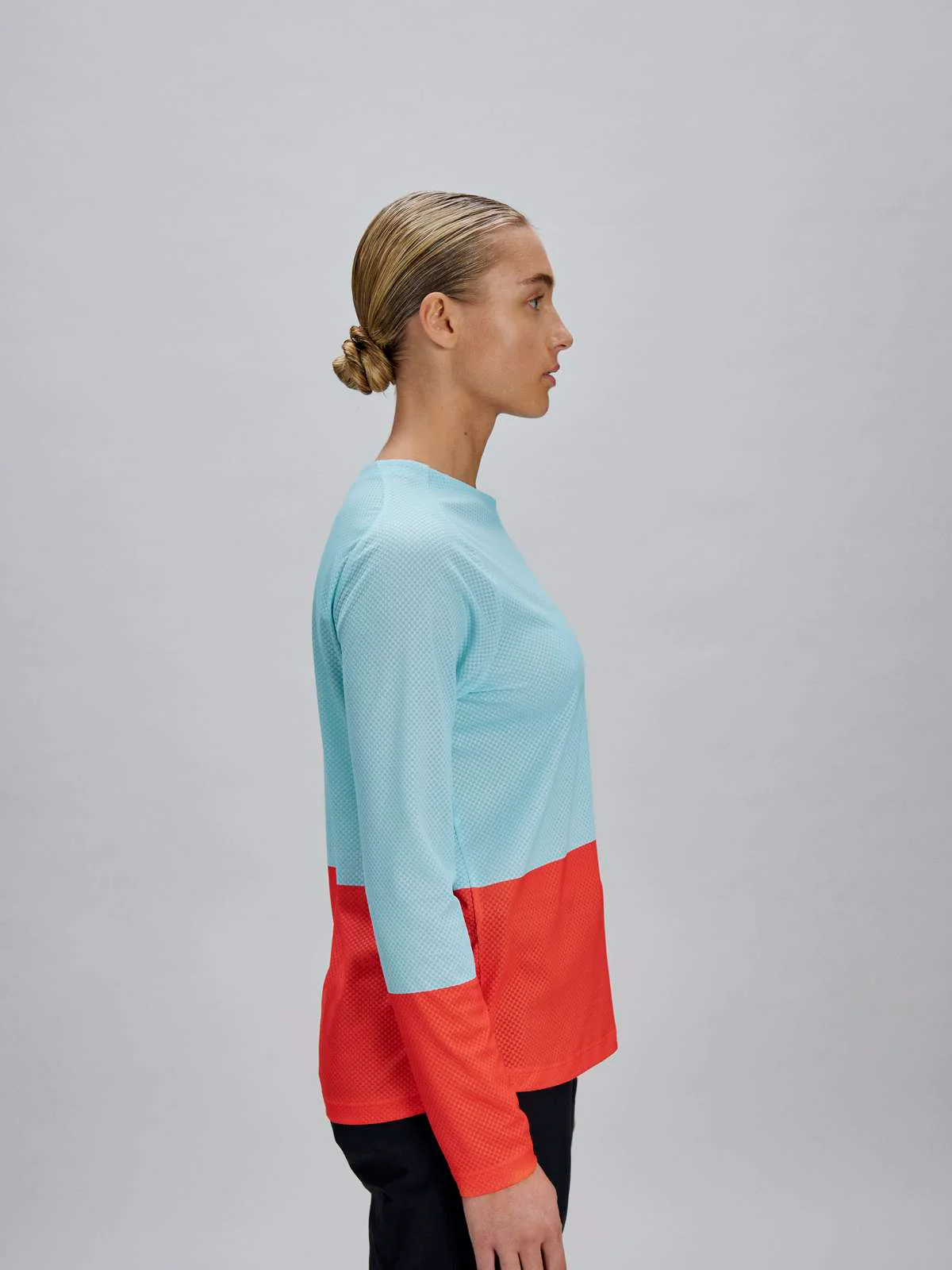Koszulka rowerowa POC W's Motion Air L/S Jersey - Lazurite Blue/Carnelian Orange - Image 4