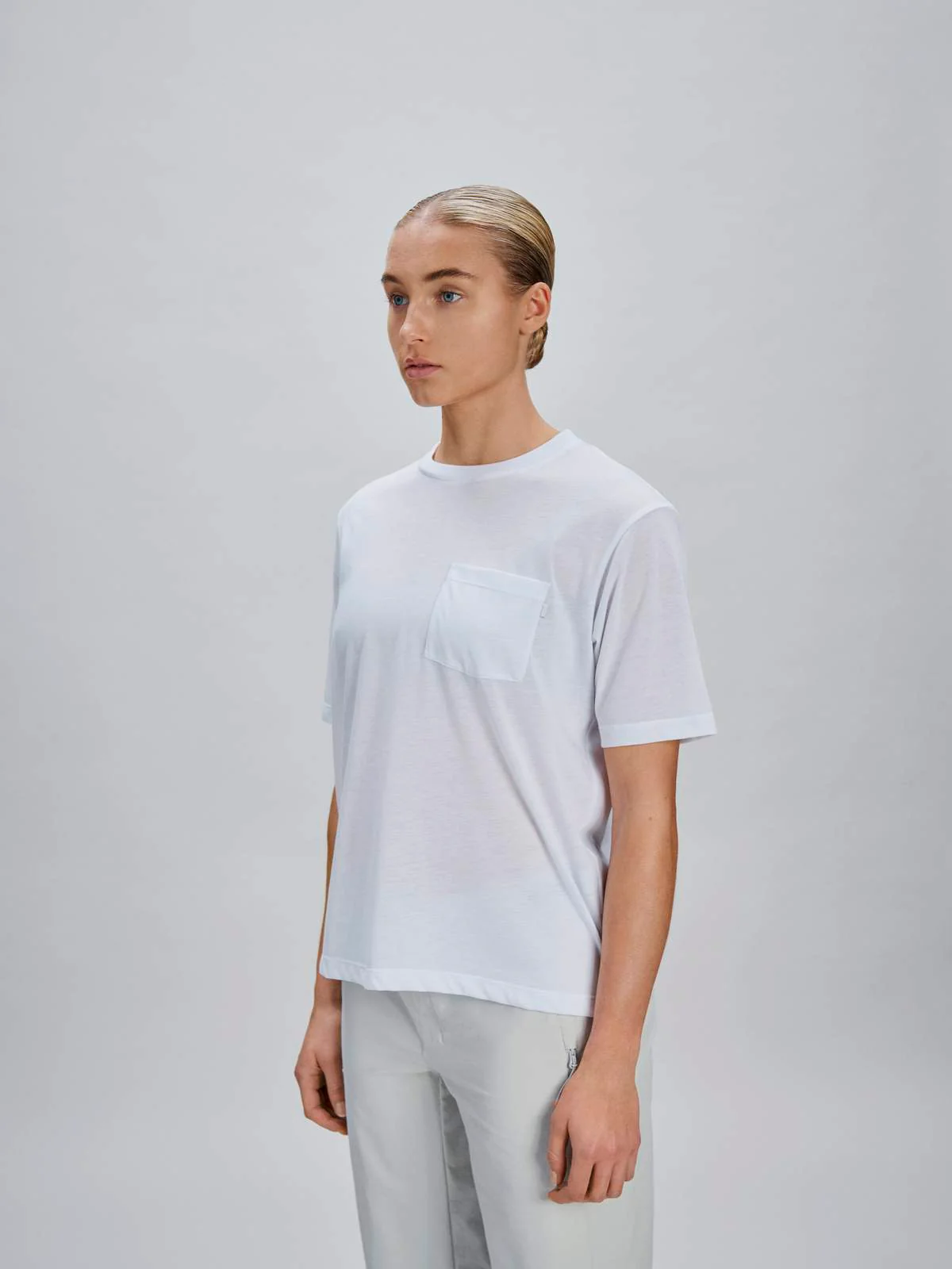 Koszulka rowerowa POC W's Motion S/S Jersey - Hyd. White - Image 2