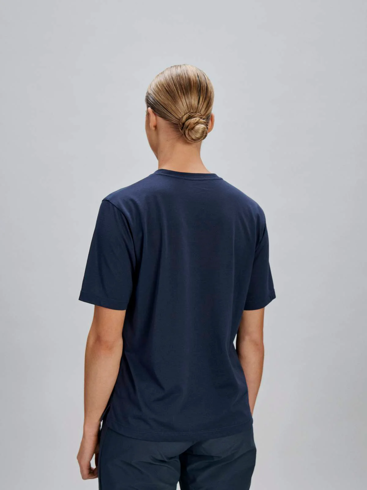 Koszulka rowerowa POC W's Motion S/S Jersey - Apatite Navy - Image 4