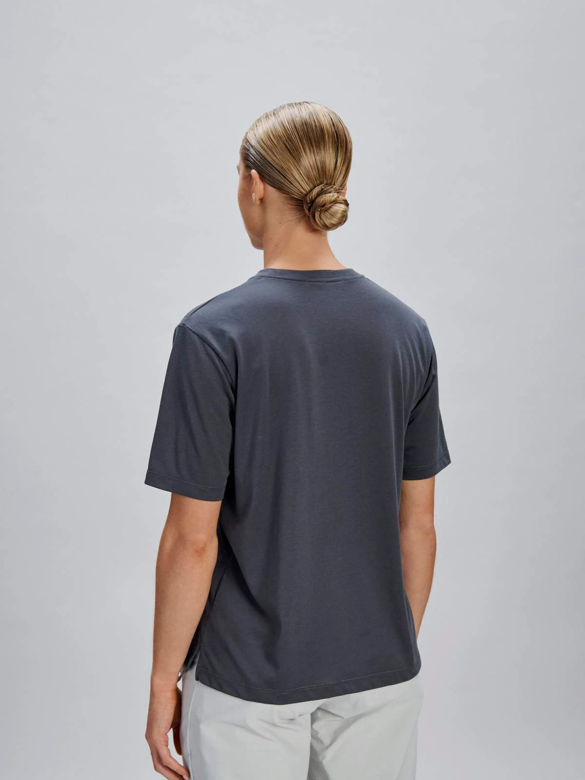 Koszulka rowerowa POC W's Motion S/S Jersey - Sylvanite Grey - Image 3