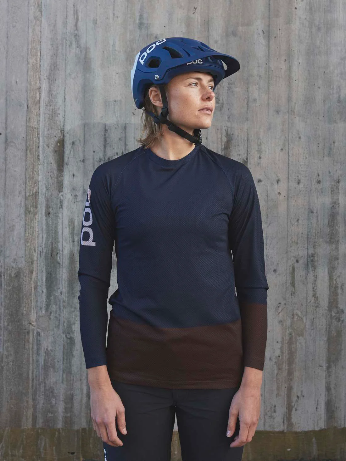 Koszulka rowerowa POC W's MTB PURE LS Jersey - Turmaline Navy/Axinite Brown - Image 2