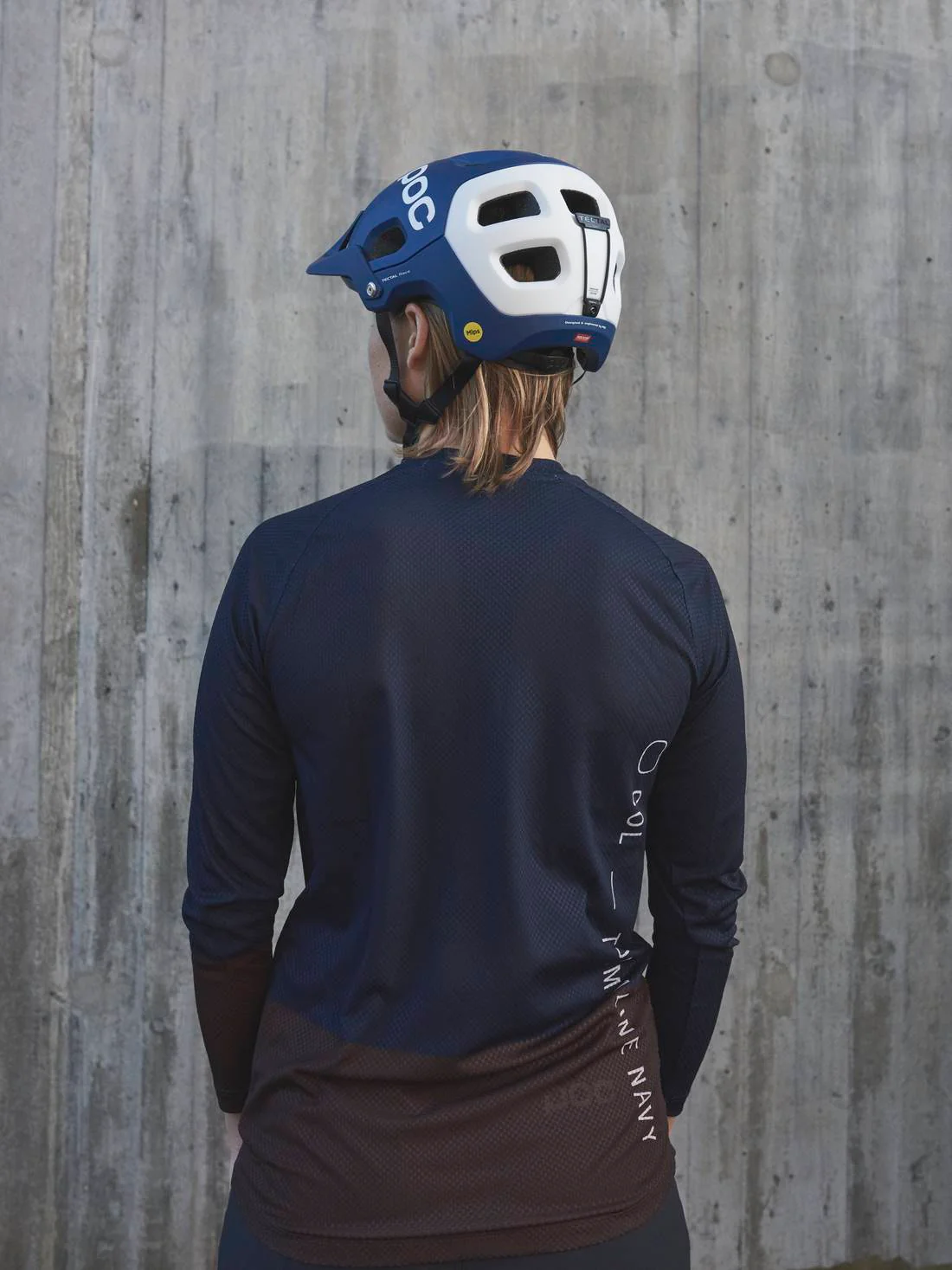 Koszulka rowerowa POC W's MTB PURE LS Jersey - Turmaline Navy/Axinite Brown - Image 5
