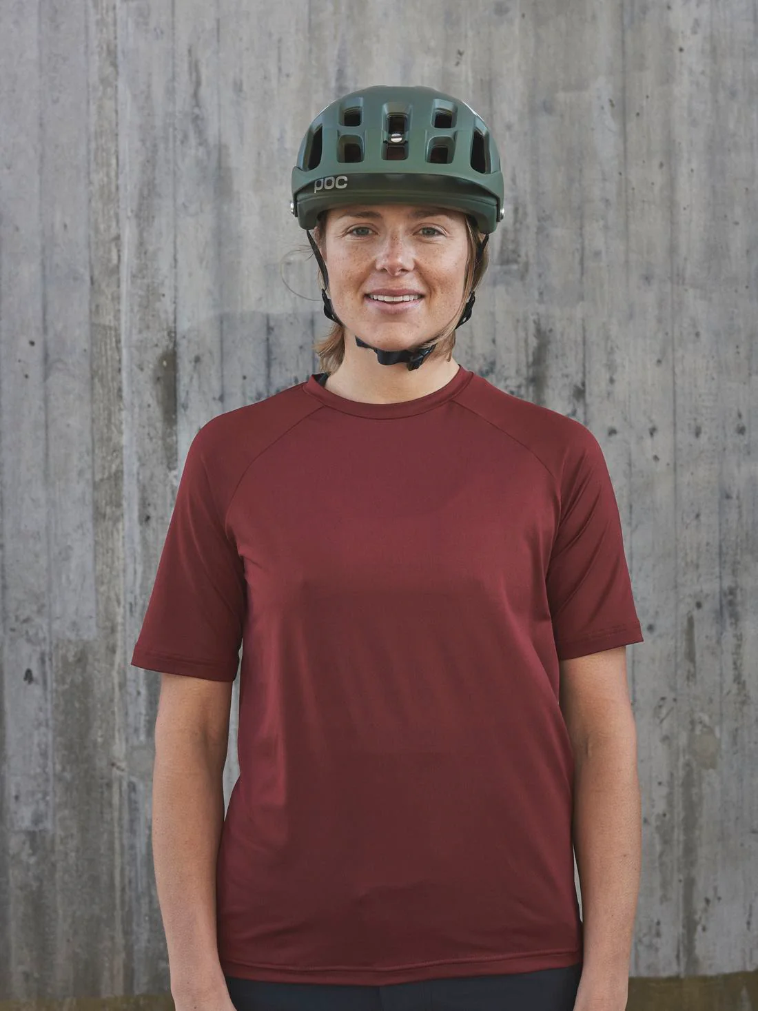 Koszulka rowerowa POC W'S REFORM ENDURO LIGHT - Garnet Red - Image 2
