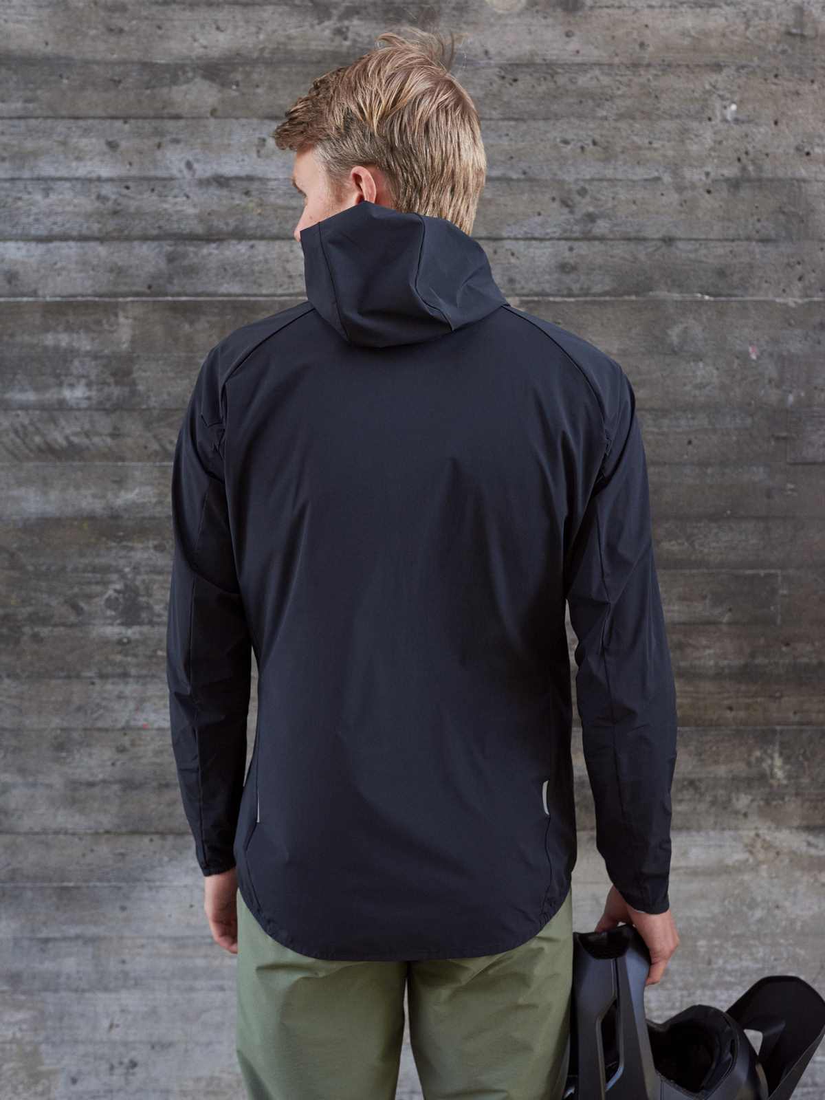 Kurtka rowerowa POC Motion Wind Jacket - Ur. Black - Image 3