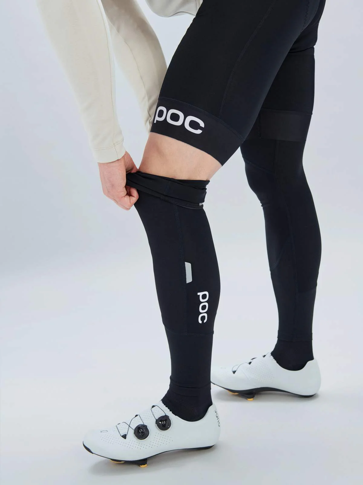 Nogawki rowerowe POC THERMAL - Ur. Black - Image 3