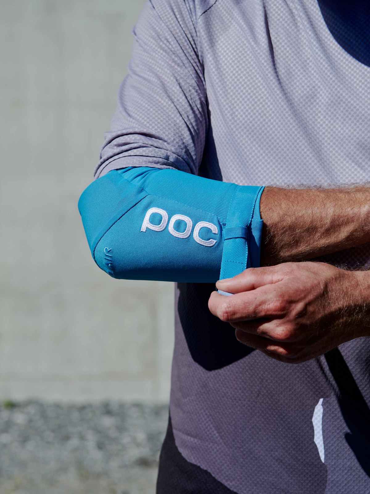 Ochraniacze na łokcie POC JOINT VPD AIR - Basalt Blue - Image 3