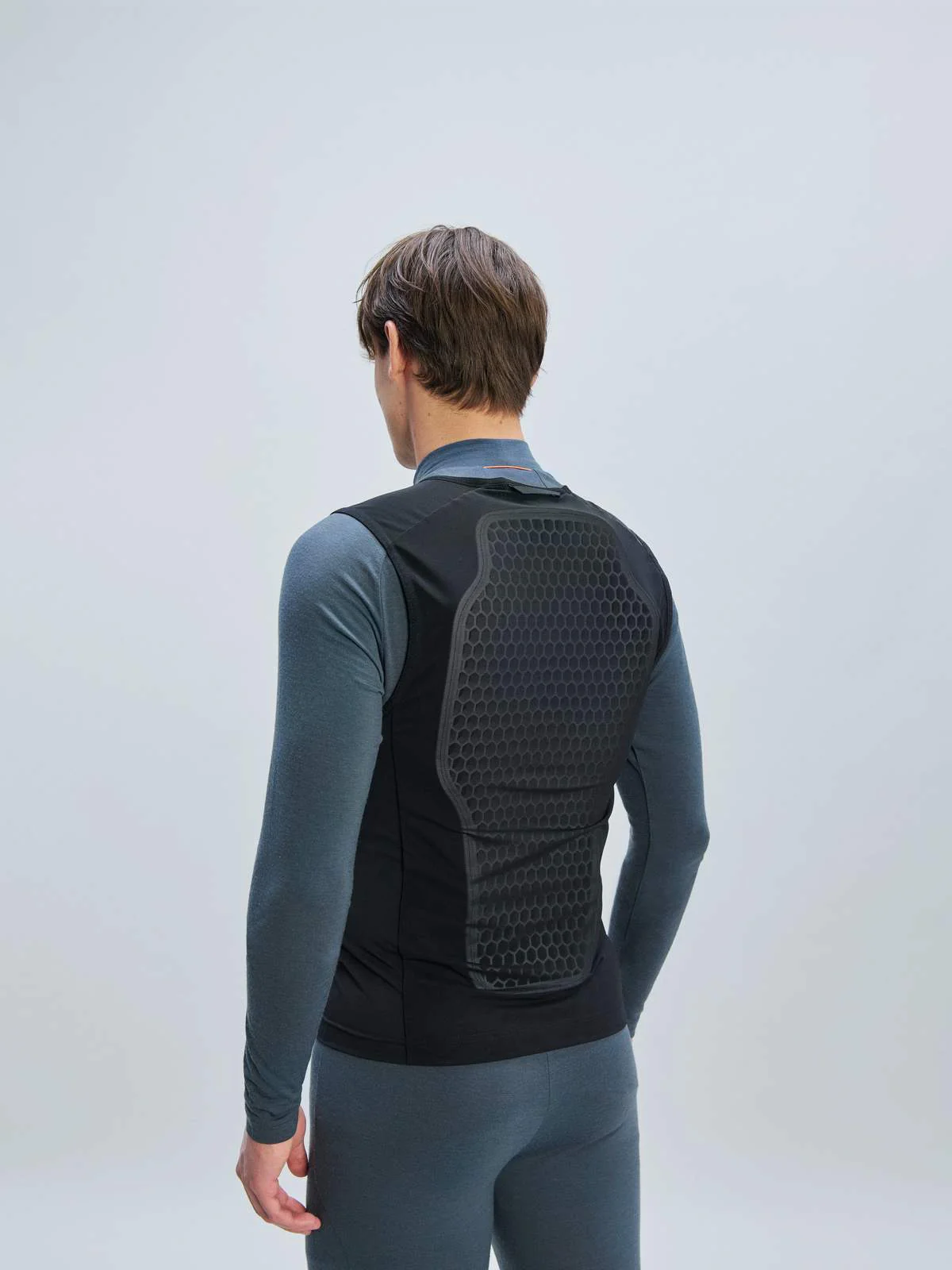 Ochraniacz na plecy POC M's VPD Max Vest - Uran. Black - Image 2