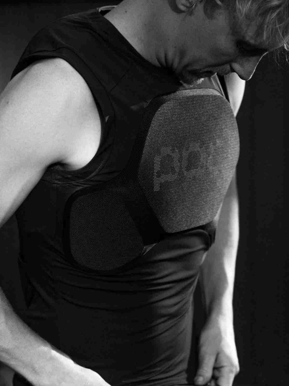Ochraniacz na tors POC OSEUS VPD TORSO - Ur. Black - Image 2