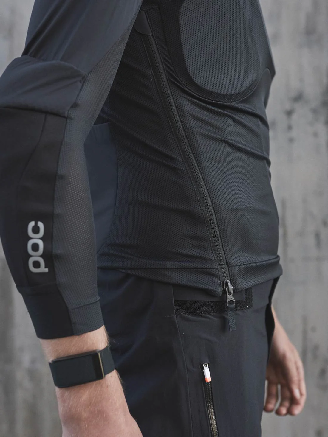 Ochraniacz rowerowy POC OSEUS VPD Jacket - Ur. Black - Image 4