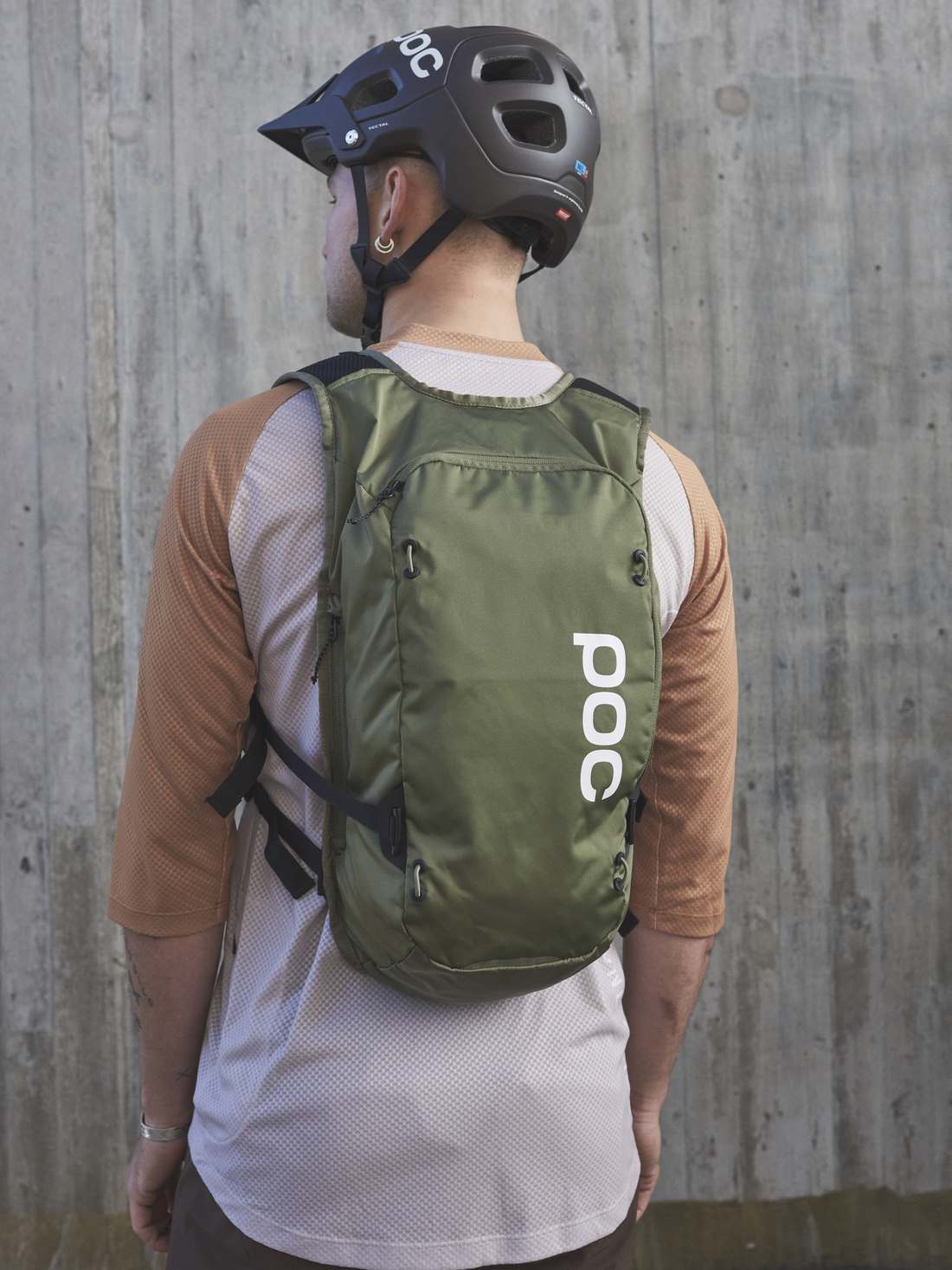 Plecak rowerowy POC COLUMN VPD Backpack 13L - Epid. Green - Image 3