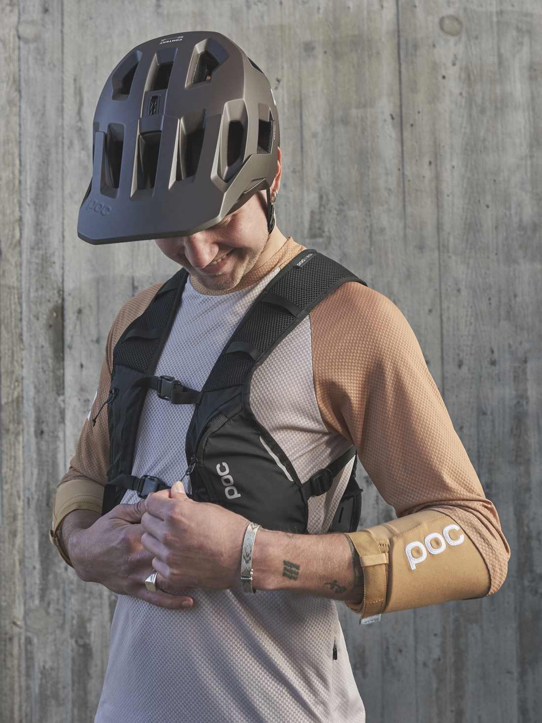 Plecak POC COLUMN VPD Backpack Vest - Ur. Black - Image 4