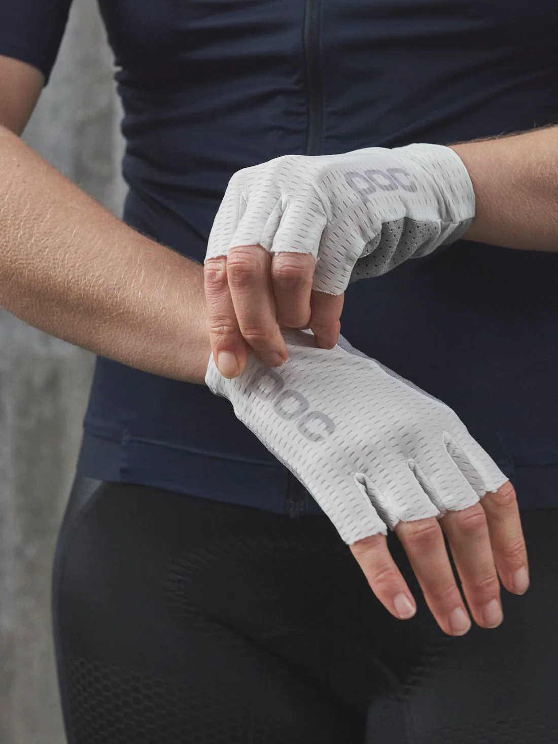 Rękawice rowerowe POC AGILE Short Glove - Hydr. White - Image 2
