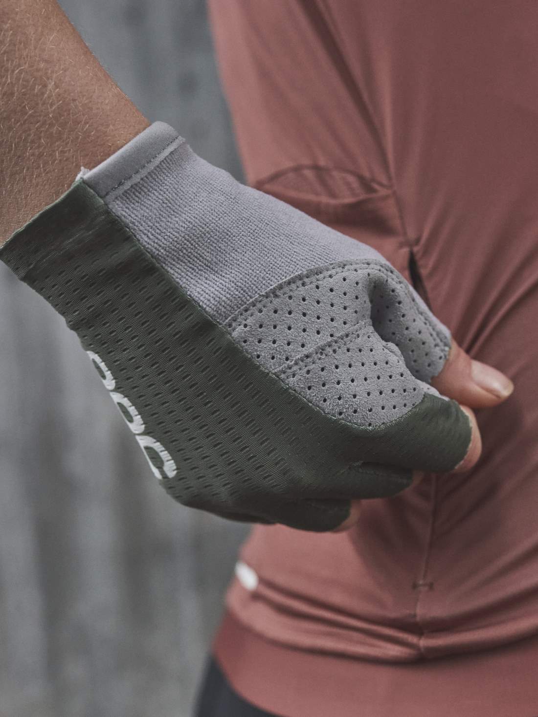 Rękawice rowerowe POC AGILE Short Glove - Epid. Green - Image 3