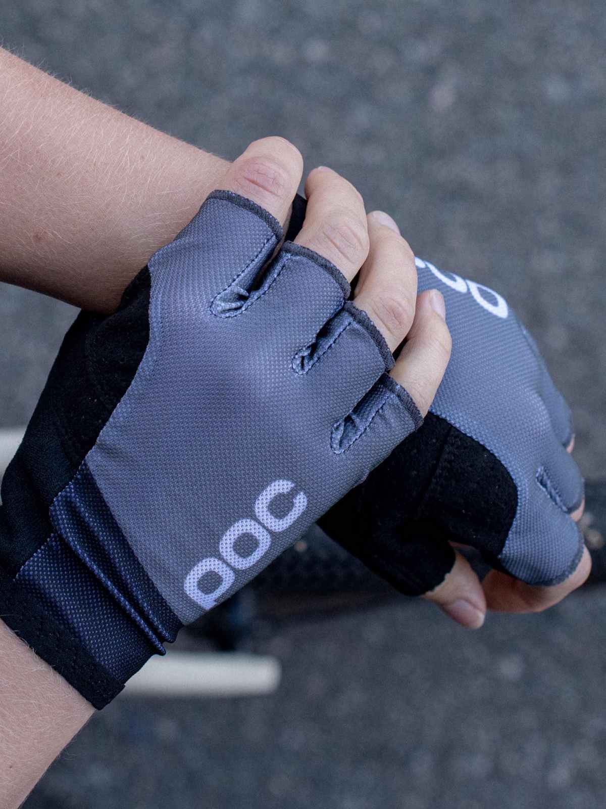 Rękawice Rowerowe POC ESSENTIAL ROAD MESH SHORT - Image 2