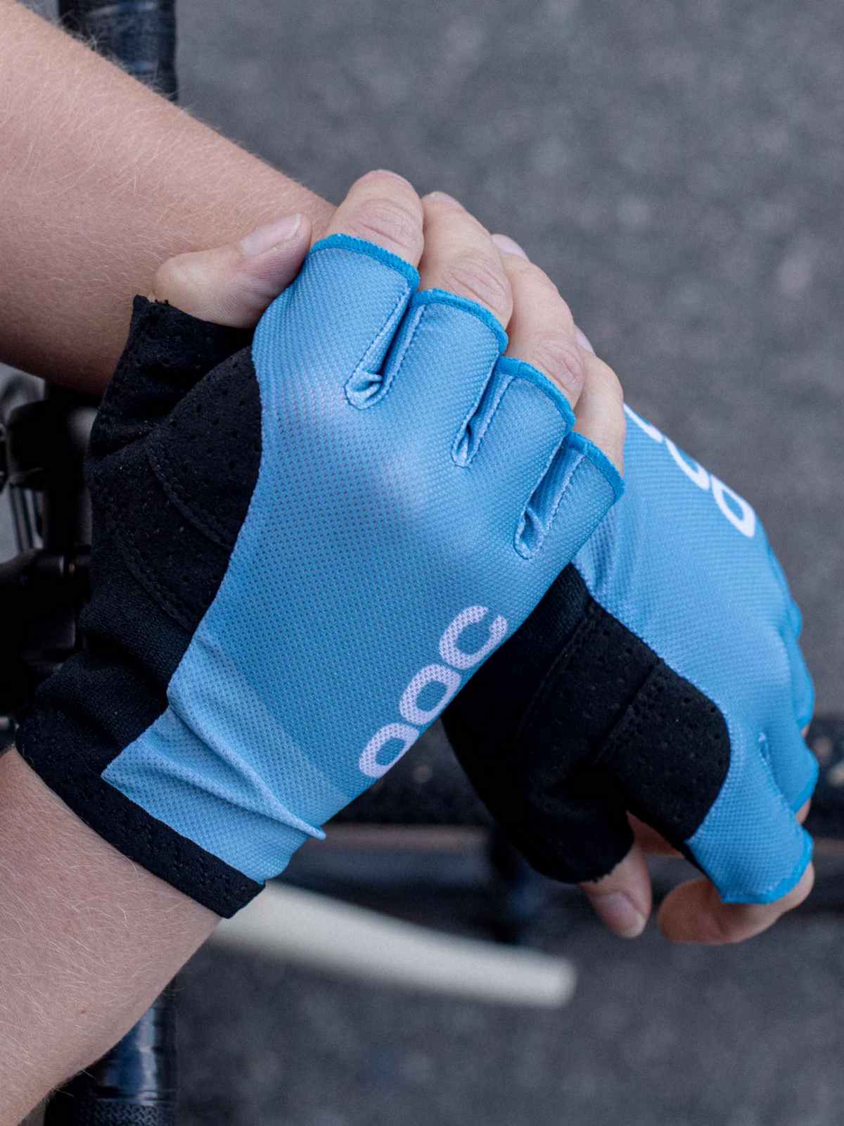 Rękawice Rowerowe POC ESSENTIAL ROAD MESH SHORT - Image 2