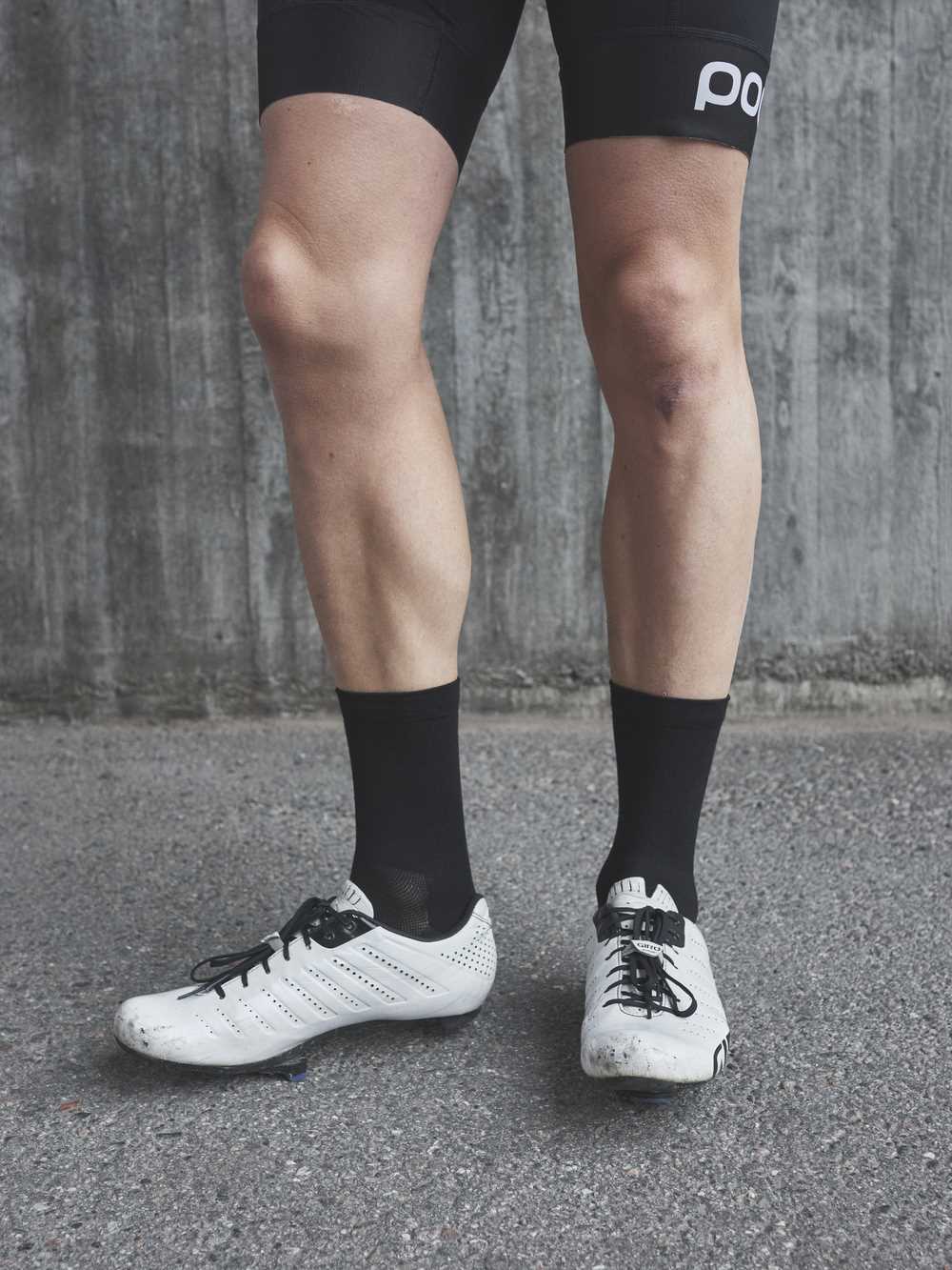 Skarpety rowerowe POC ZEPHYR Merino Sock Mid - Ur. Black - Image 2