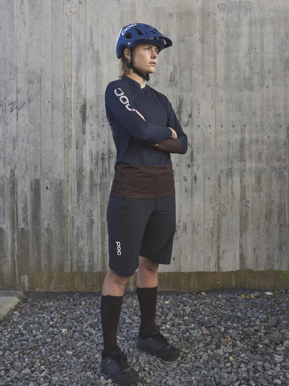 Spodenki damskie POC W's ESSENTIAL ENDURO Shorts - Ur. Black - Image 2