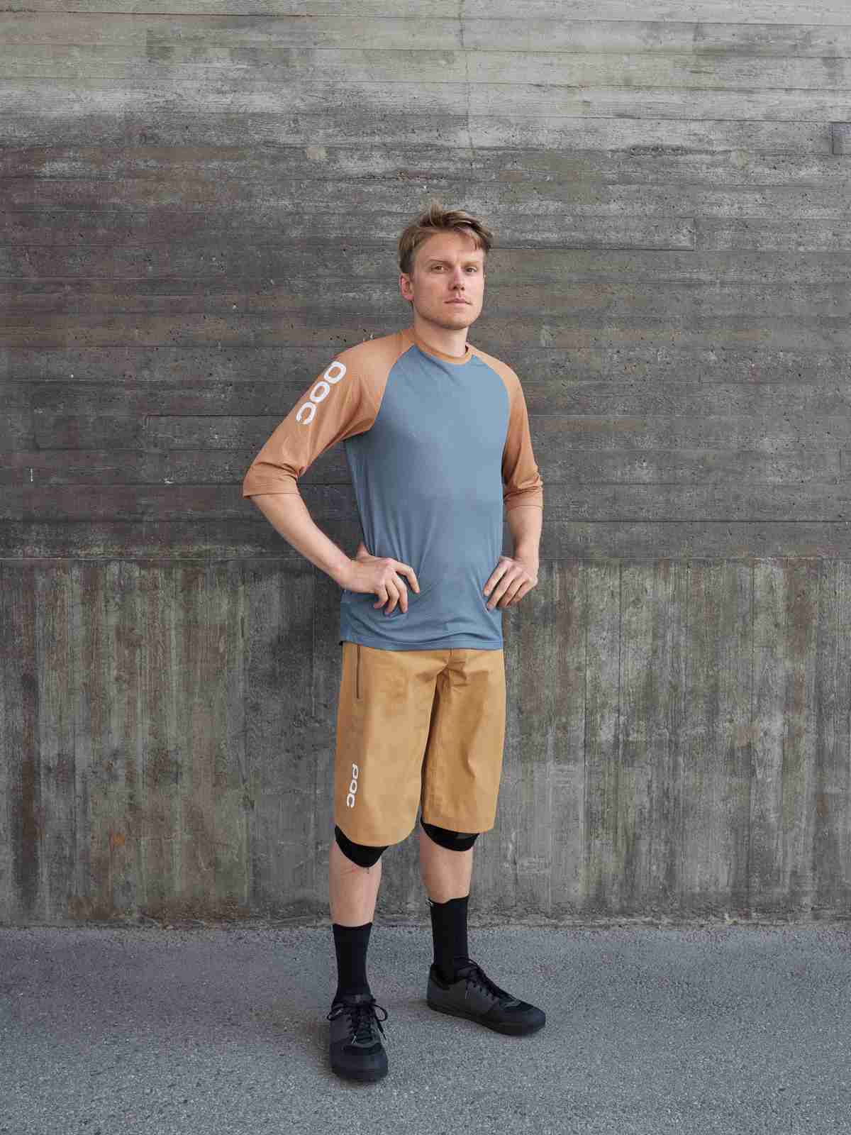 Spodenki rowerowe POC BASTION Shorts - Arag. Brown - Image 2