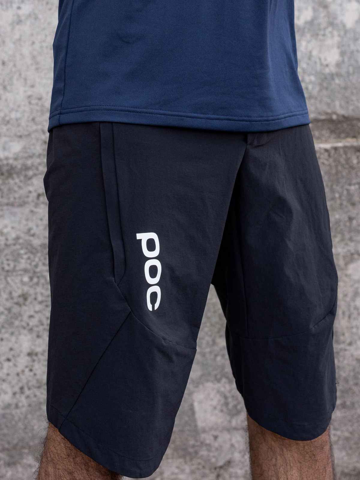Spodenki rowerowe POC M'S INFINITE ALL MOUNTAIN - Ur. Black - Image 2
