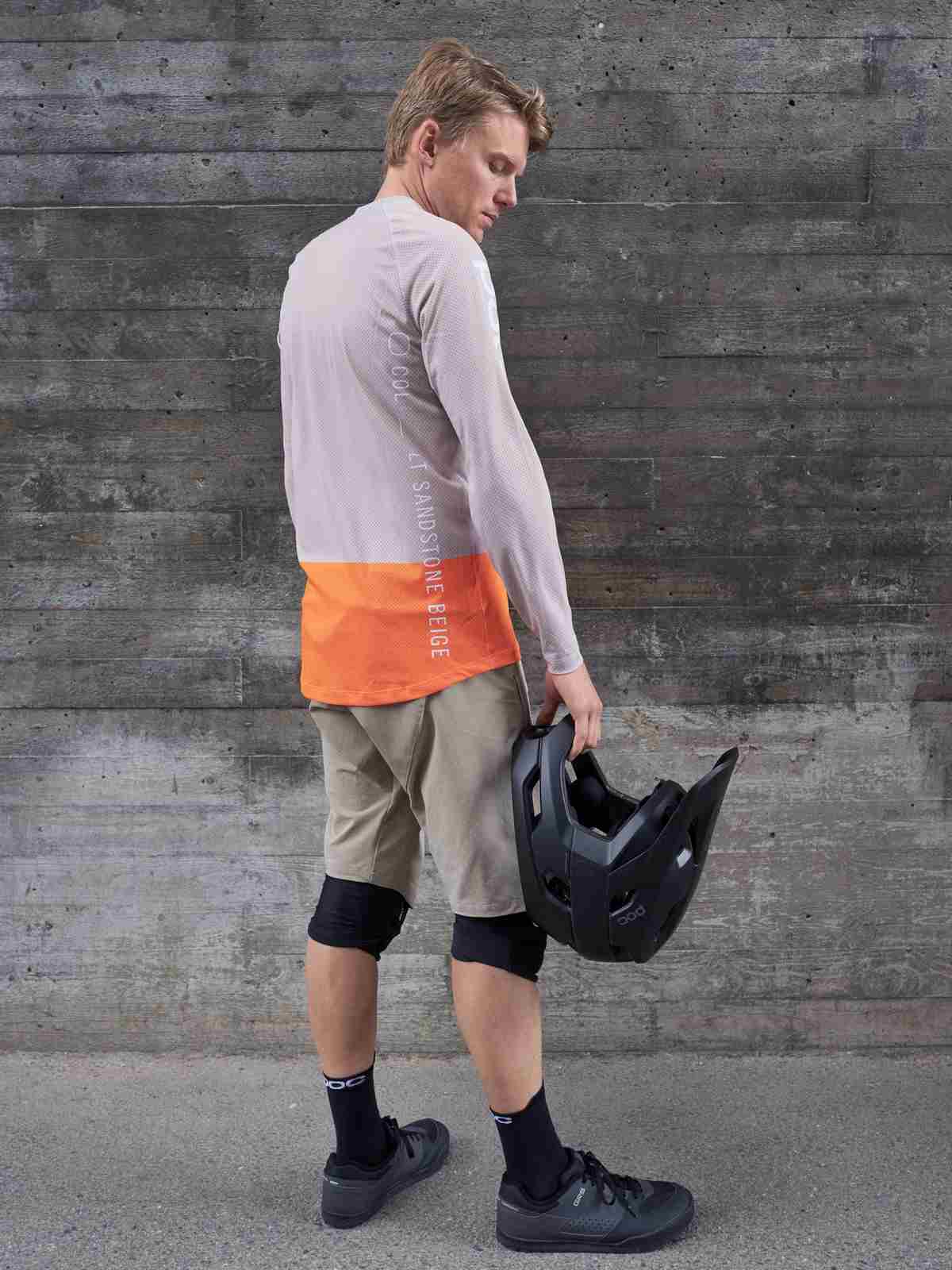 Spodenki rowerowe POC M'S INFINITE ALL MOUNTAIN - Moonstone Grey - Image 3