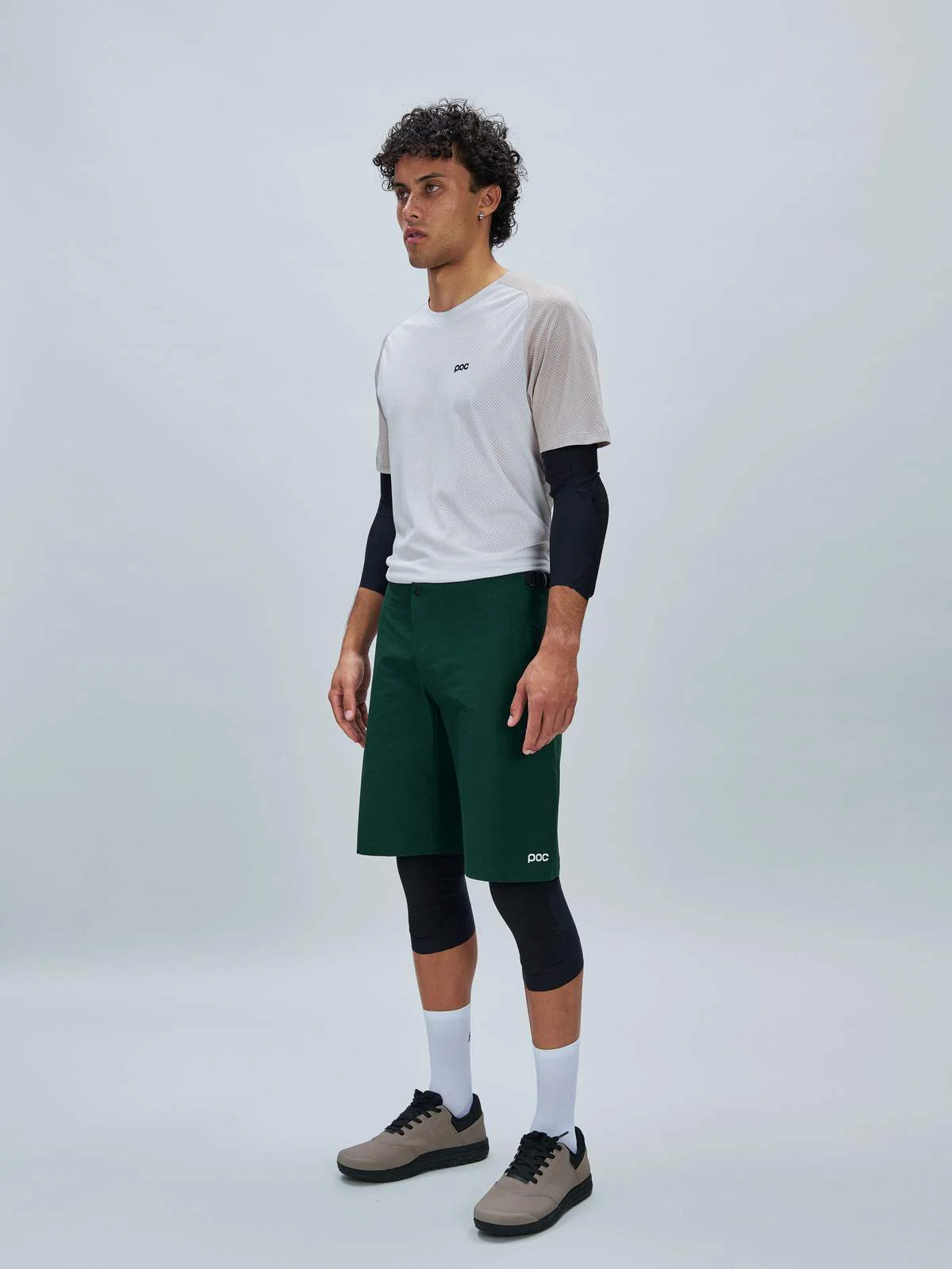 Spodenki rowerowe POC M's Motion Air Shorts - Parg. Green - Image 2