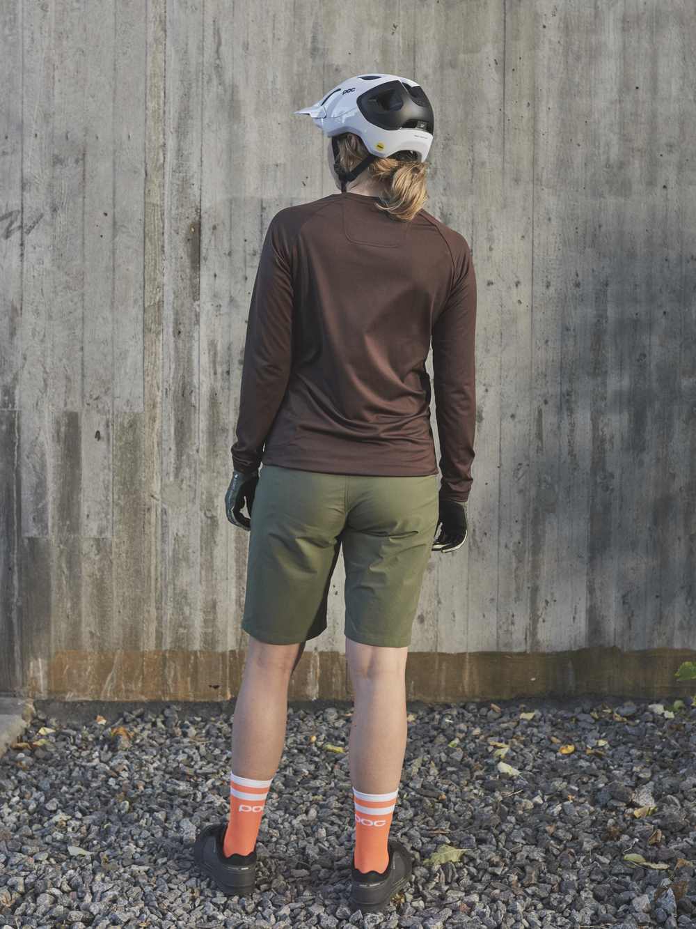 Spodenki rowerowe POC W's ESSENTIAL ENDURO Shorts - Epid. Green - Image 5