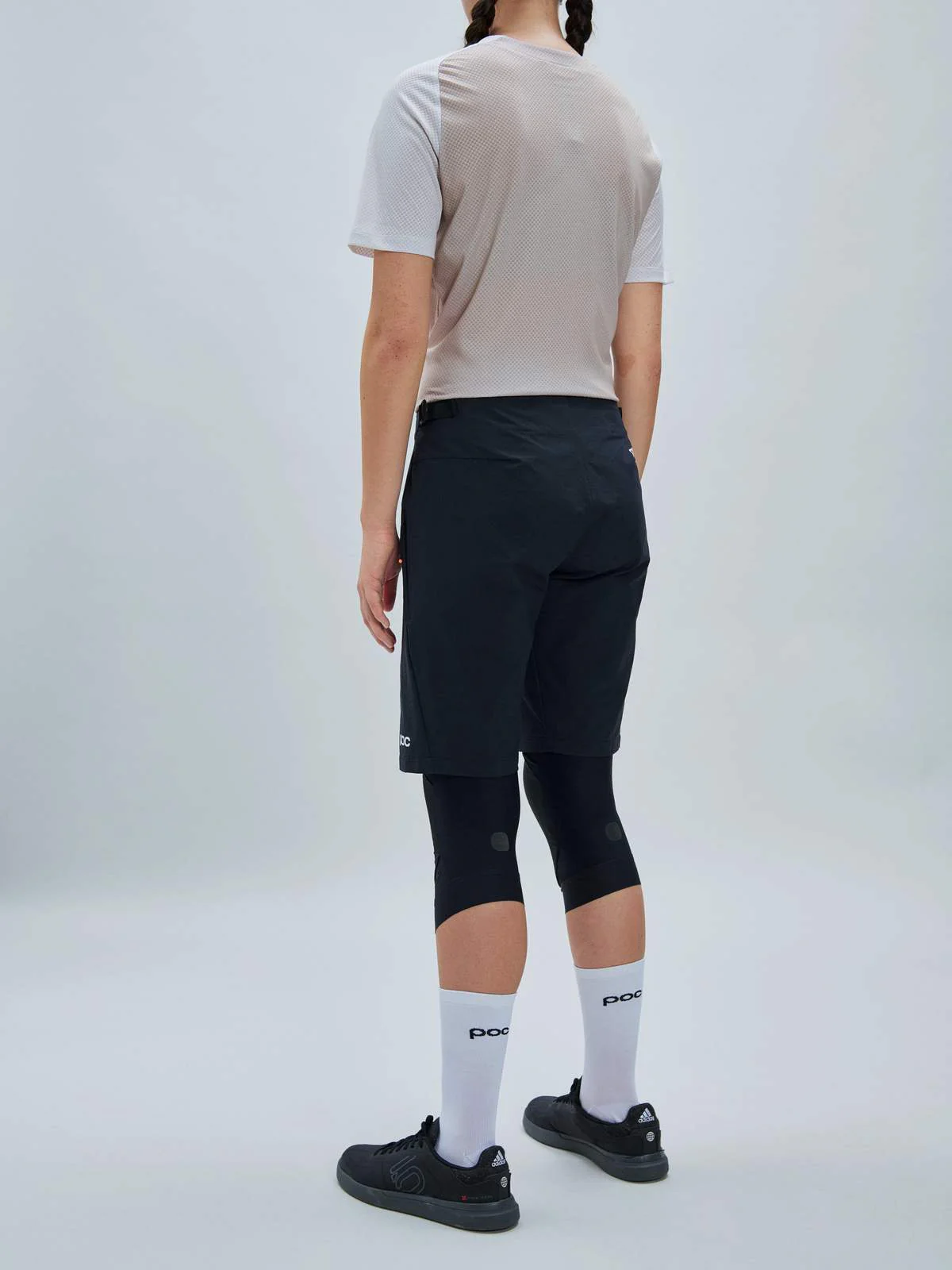 Spodenki rowerowe damskie POC W's Motion Air Shorts czarny - Image 3