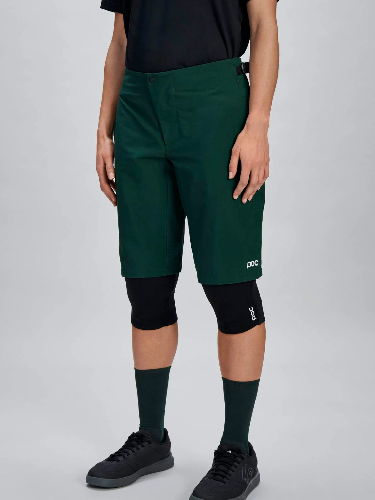Spodenki rowerowe damskie POC W's Motion Air Shorts zielone - Image 2