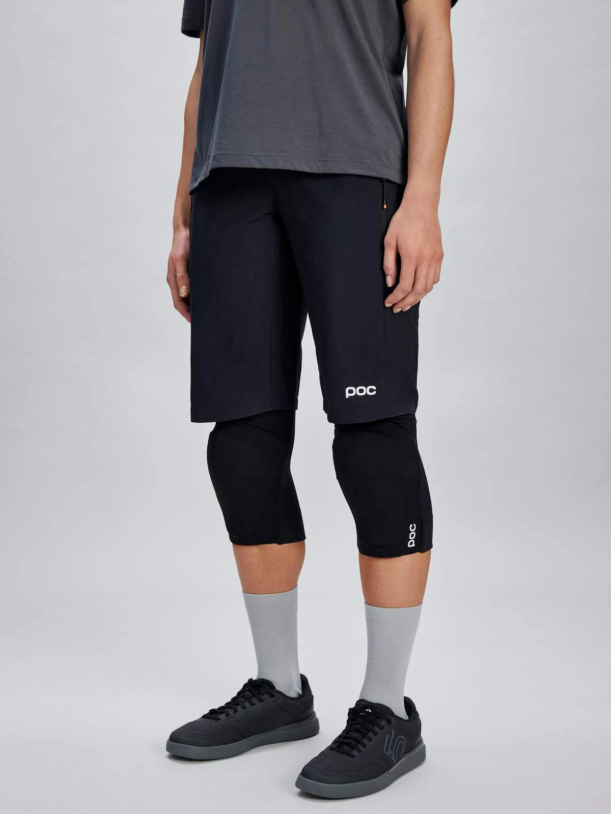 Spodenki rowerowe POC W's Motion Shorts - Ur. Black - Image 2