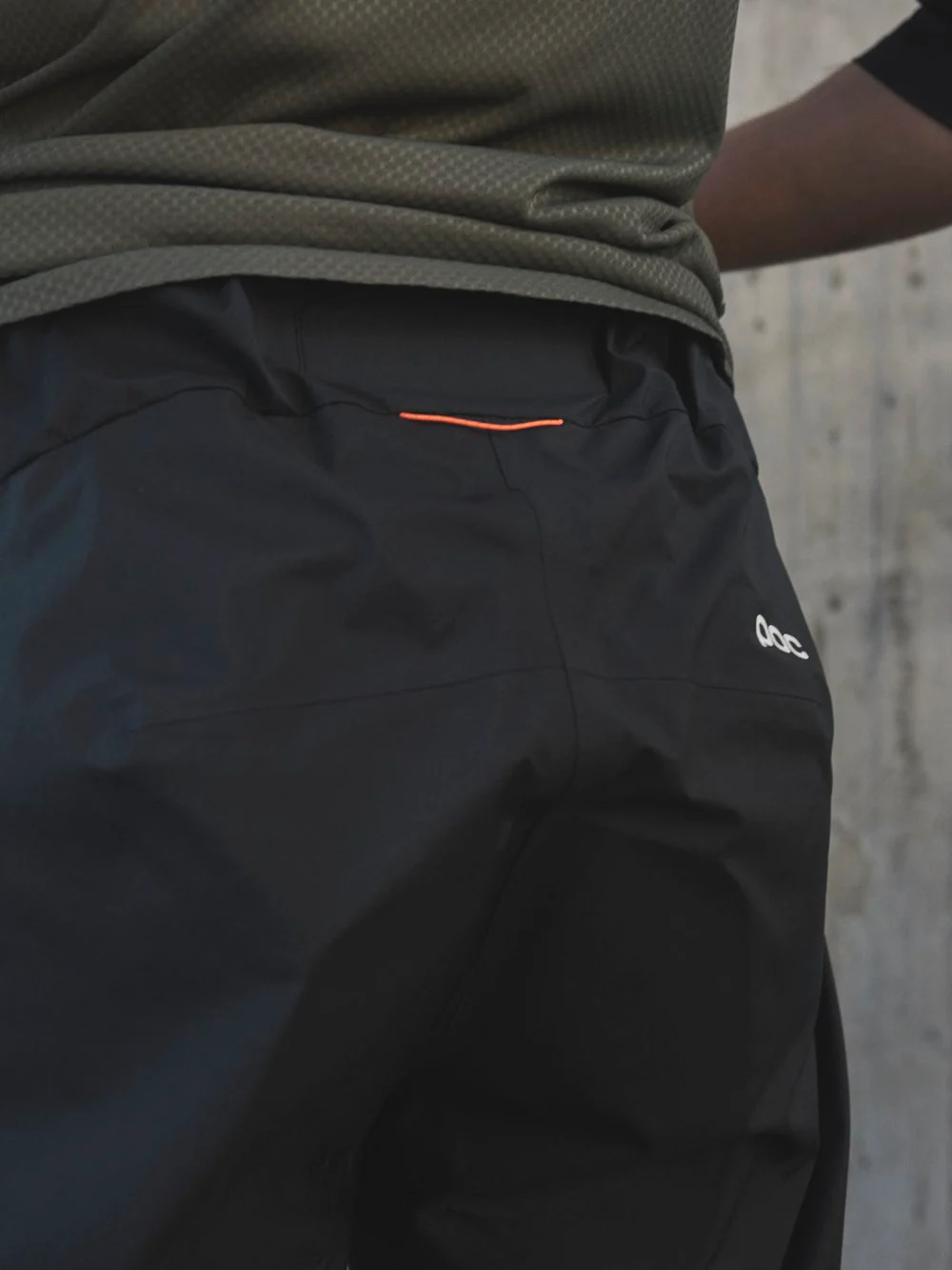 Spodnie POC MOTION Rain Pants - Ur. Black - Image 4