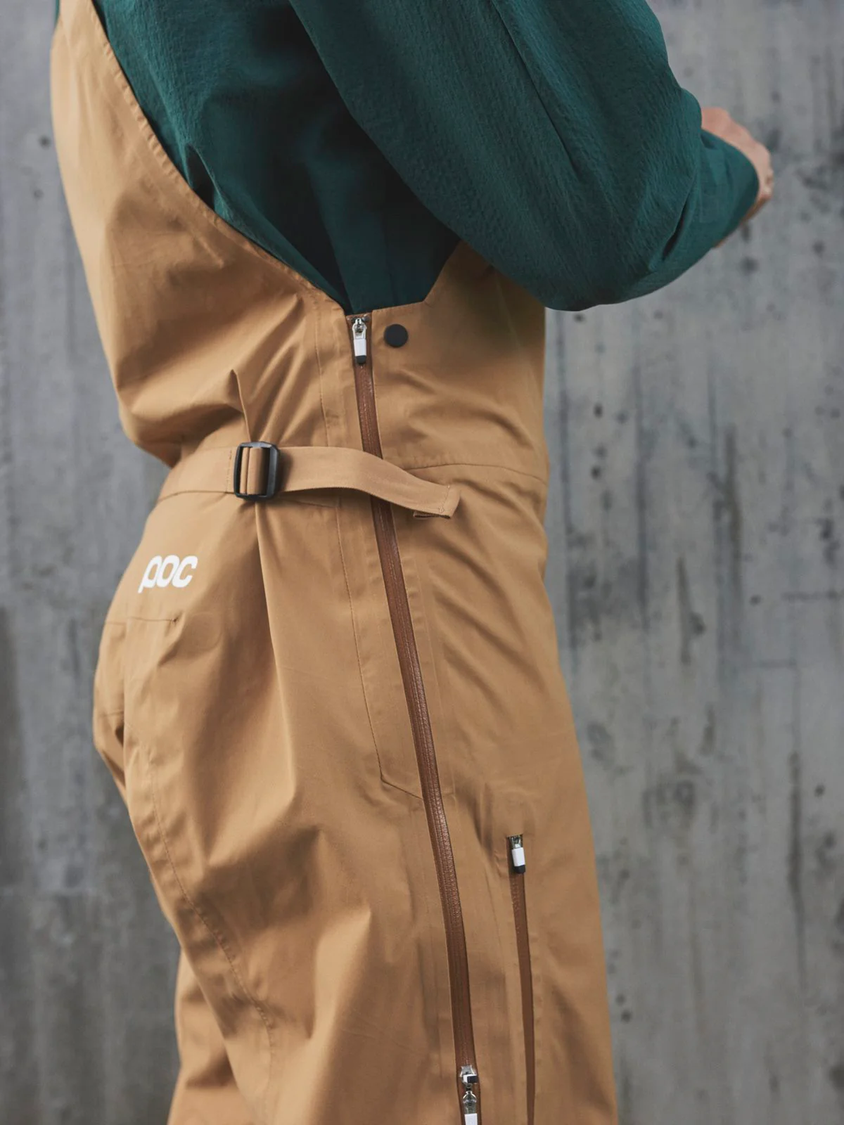 Spodnie rowerowe POC Consort MTB Dungaree - Arag. Brown - Image 3