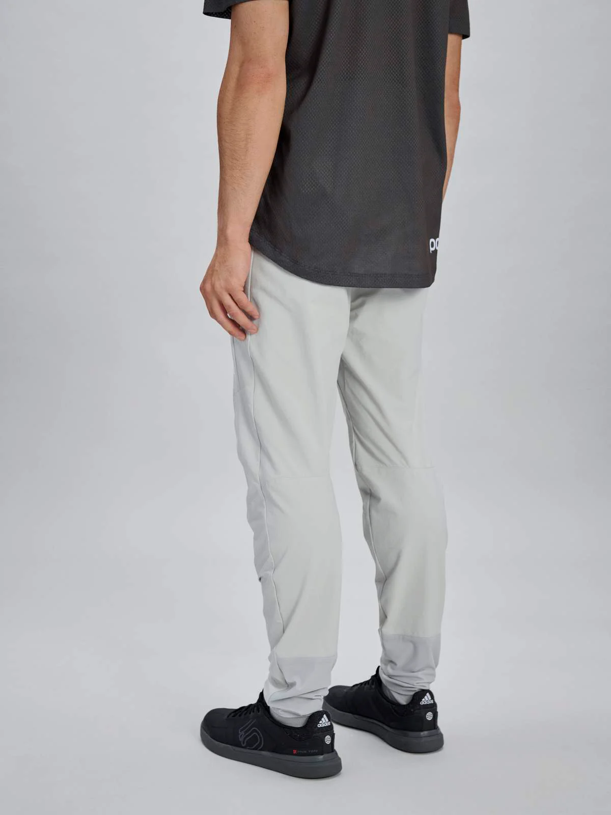 Spodnie rowerowe POC M's Motion Pants - Granite Grey - Image 3